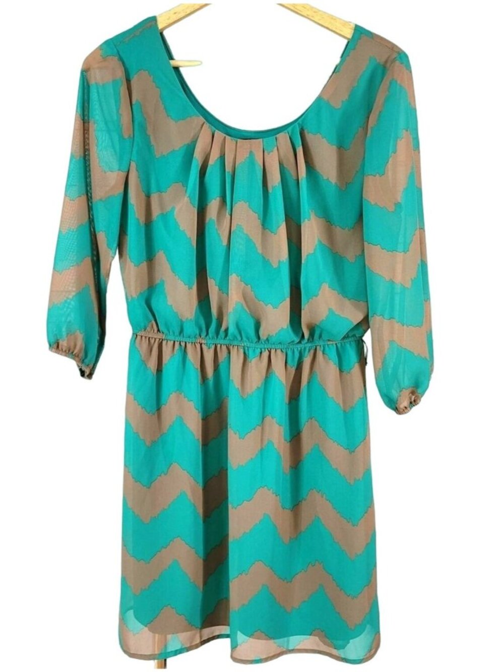 As U Wish Women Boho Mini Dress Green Brown Medium Chevron Lined Sheer Sleeves